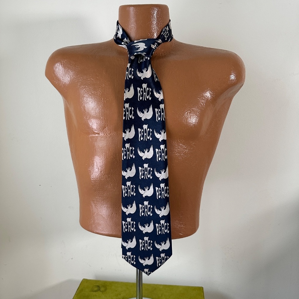 Vintage Silk Necktie PEACE by Kissa, New York Gift Boxed